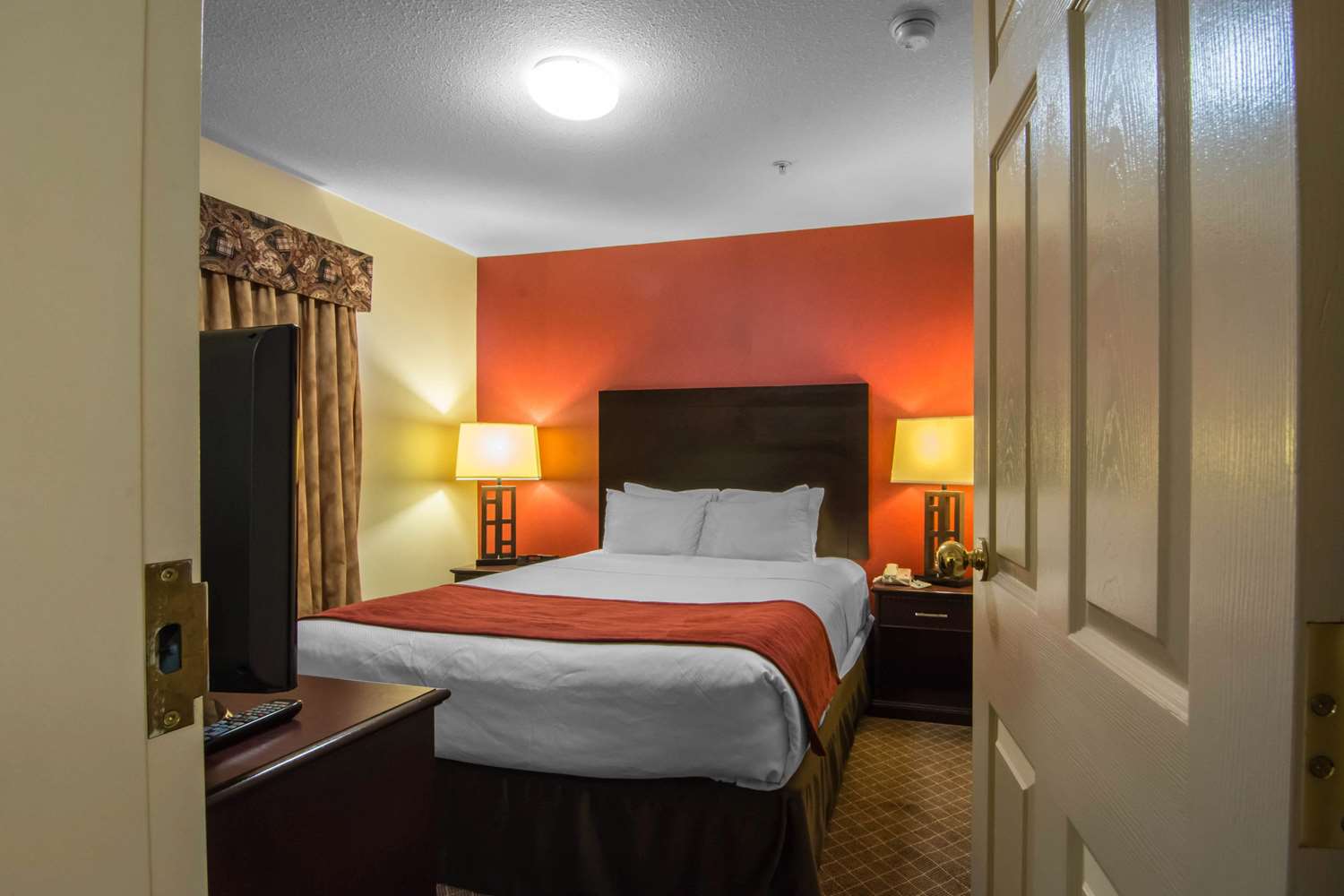 Comfort Inn & Suites Calgary Airport - South 12/36