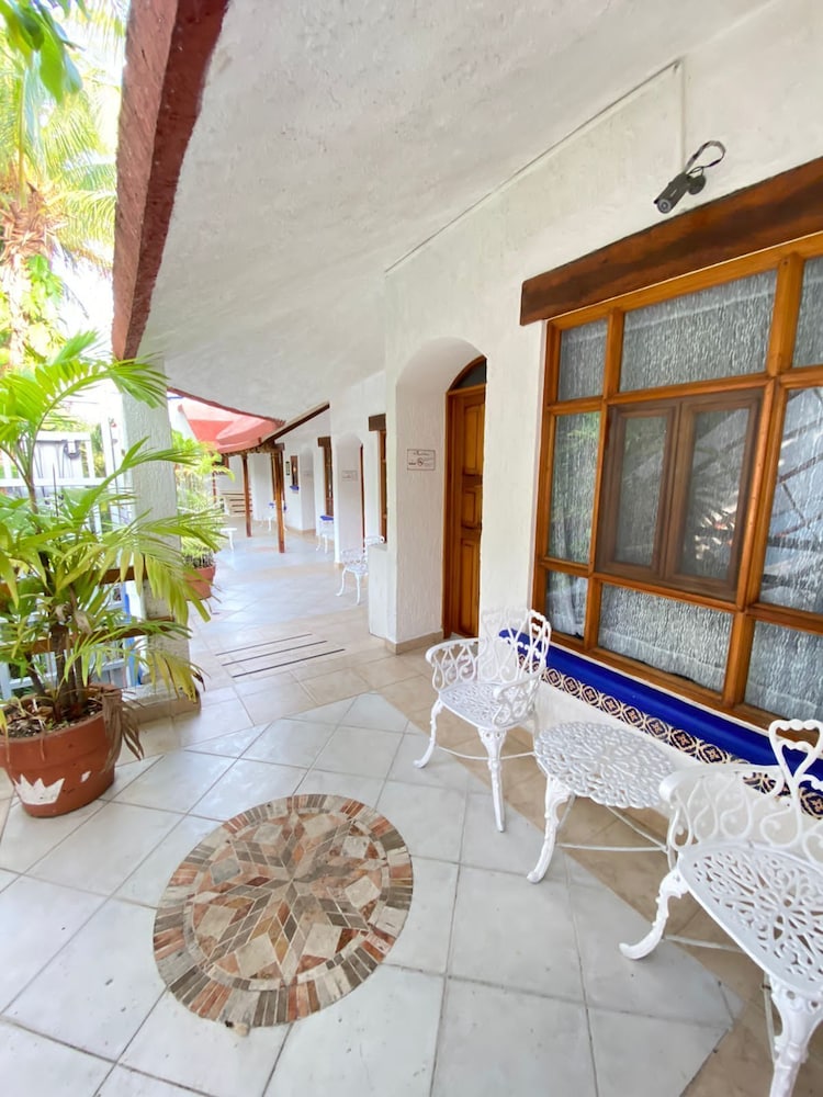Eco Hotel El Rey del Caribe 8/50