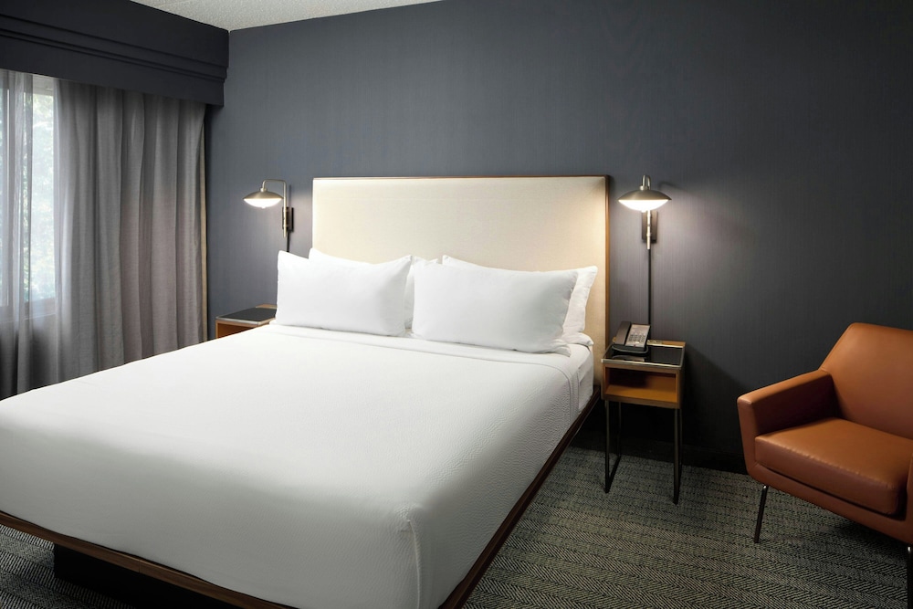 1 Bedroom, Suite, Accessible