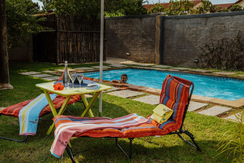 Tshiberry Bed & Breakfast 36/43