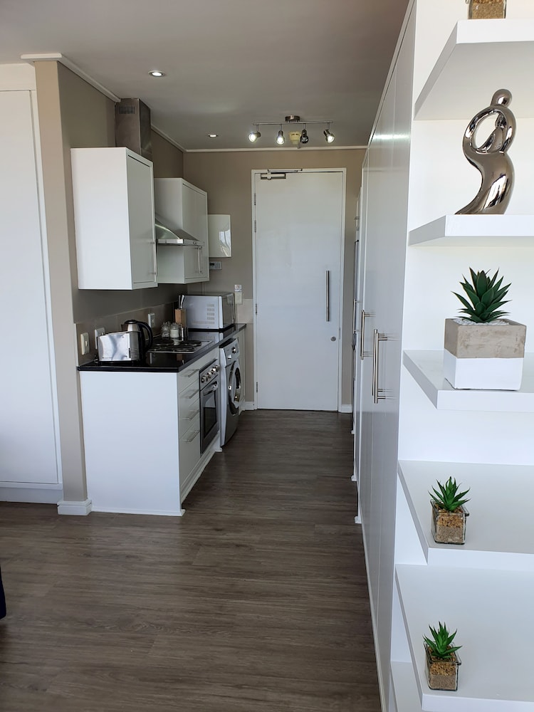 Manhattan Luxury Apartments 2/30