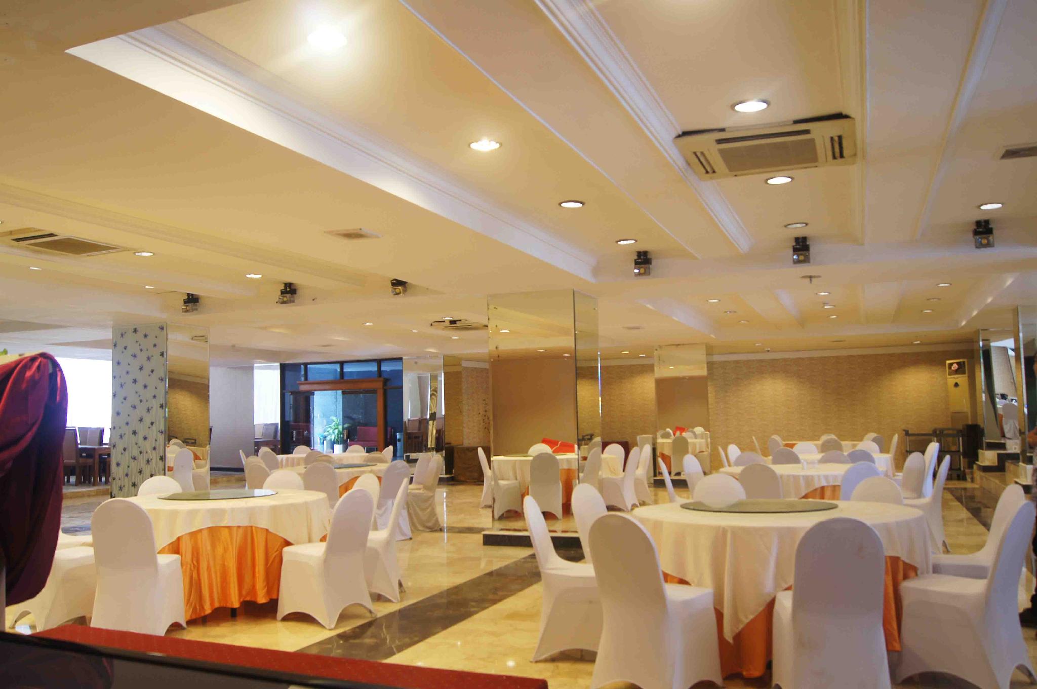 Grand Surabaya 30/33