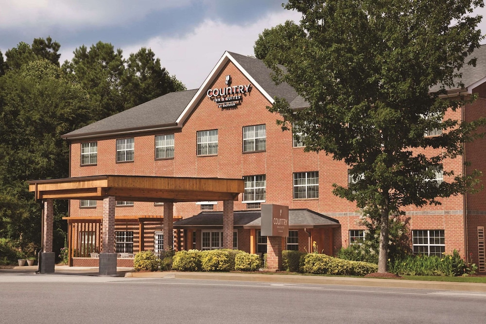 Country Inn and Suites By Radisson Newnan, GA 3/31