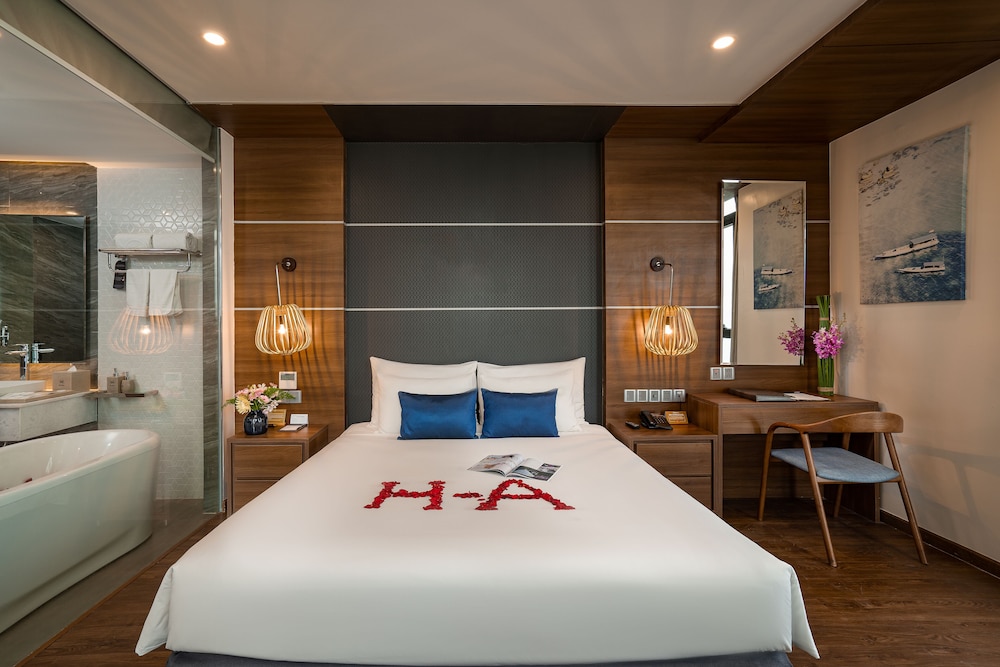 Haian Beach Hotel And Spa 28/71