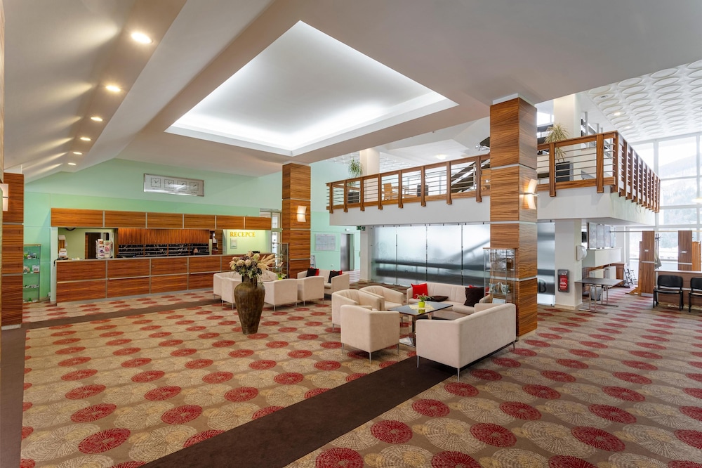 Hotel Behounek 63/77