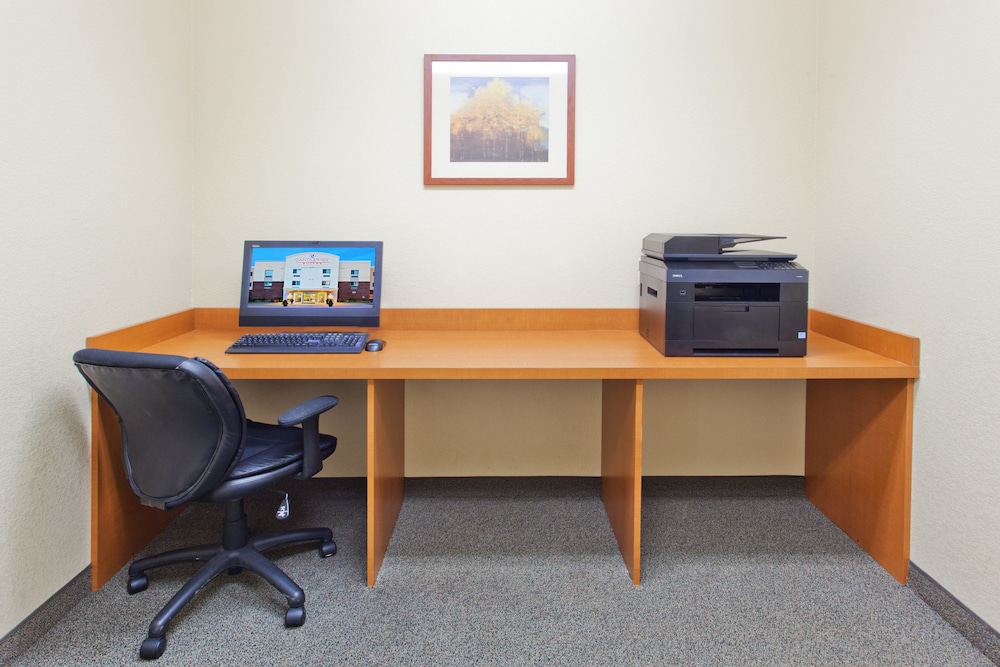 Candlewood Suites Lexington 64/74