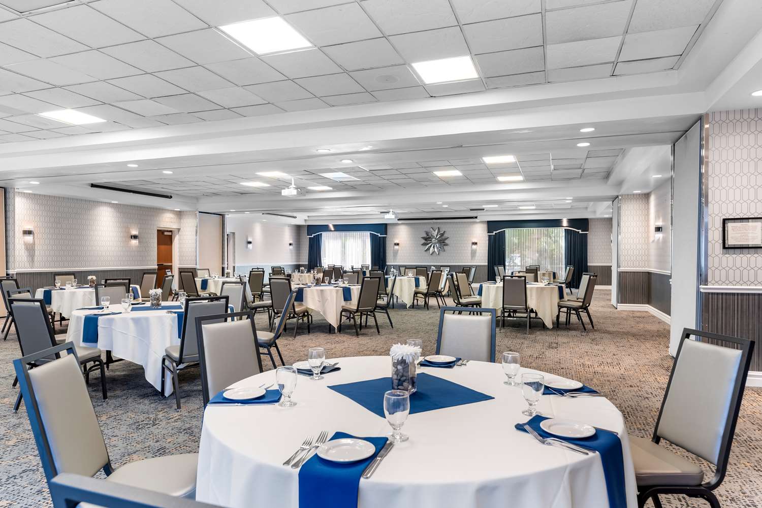 Best Western Plus Abbey Inn 29/38