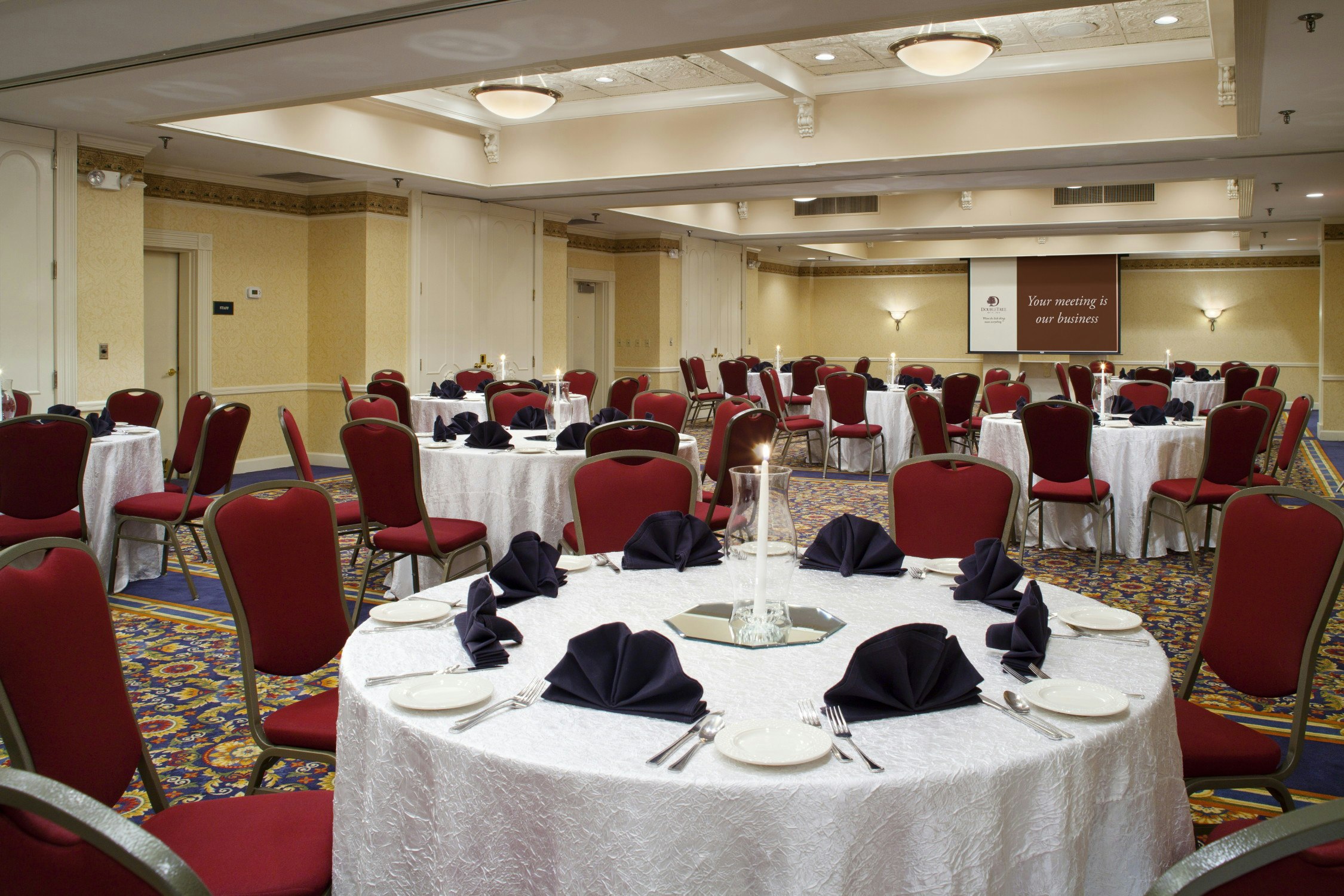 Doubletree Suites By Hilton Lexington 71/78