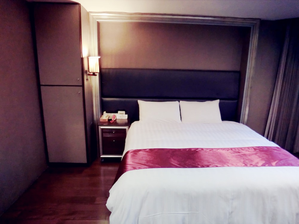 Everyday Hot Spring Hotel 7/65