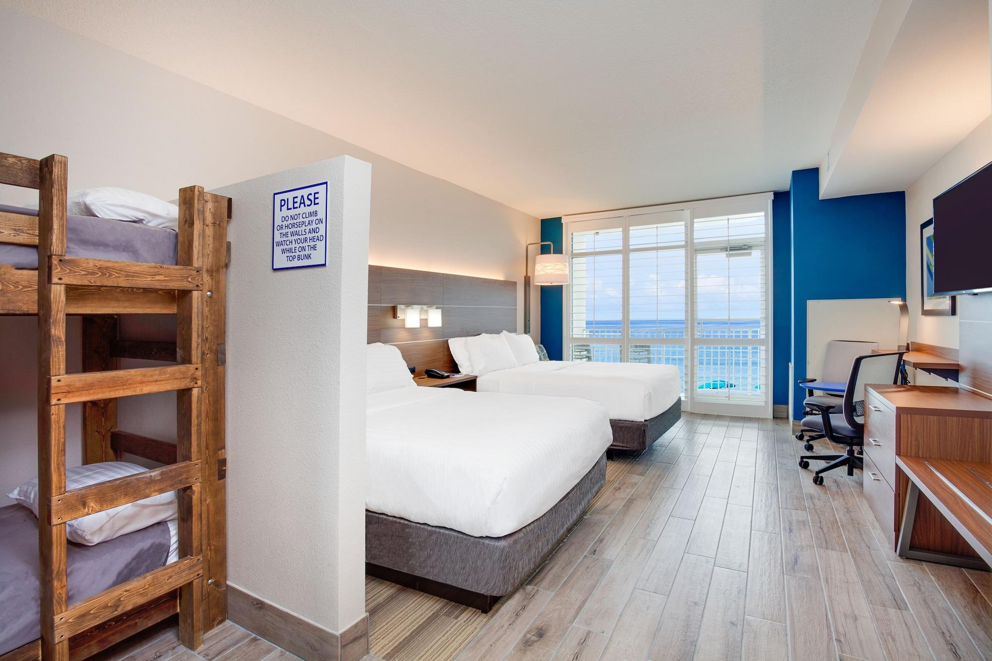 Suite, Multiple Beds, Ocean Front