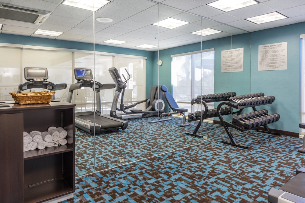 Fairfield Inn Suites Auburn Opelika 20/44