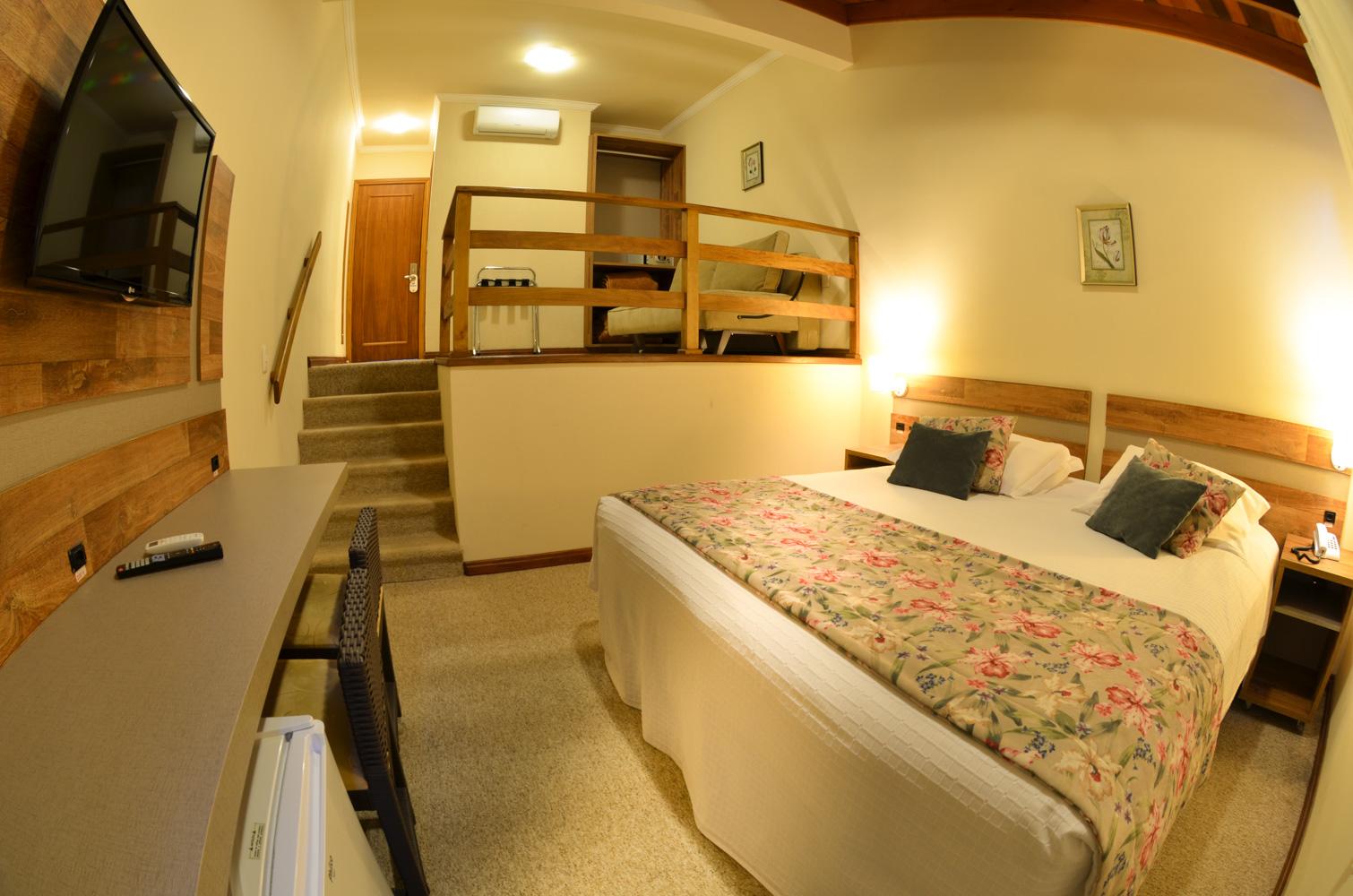 Super, Double Bed