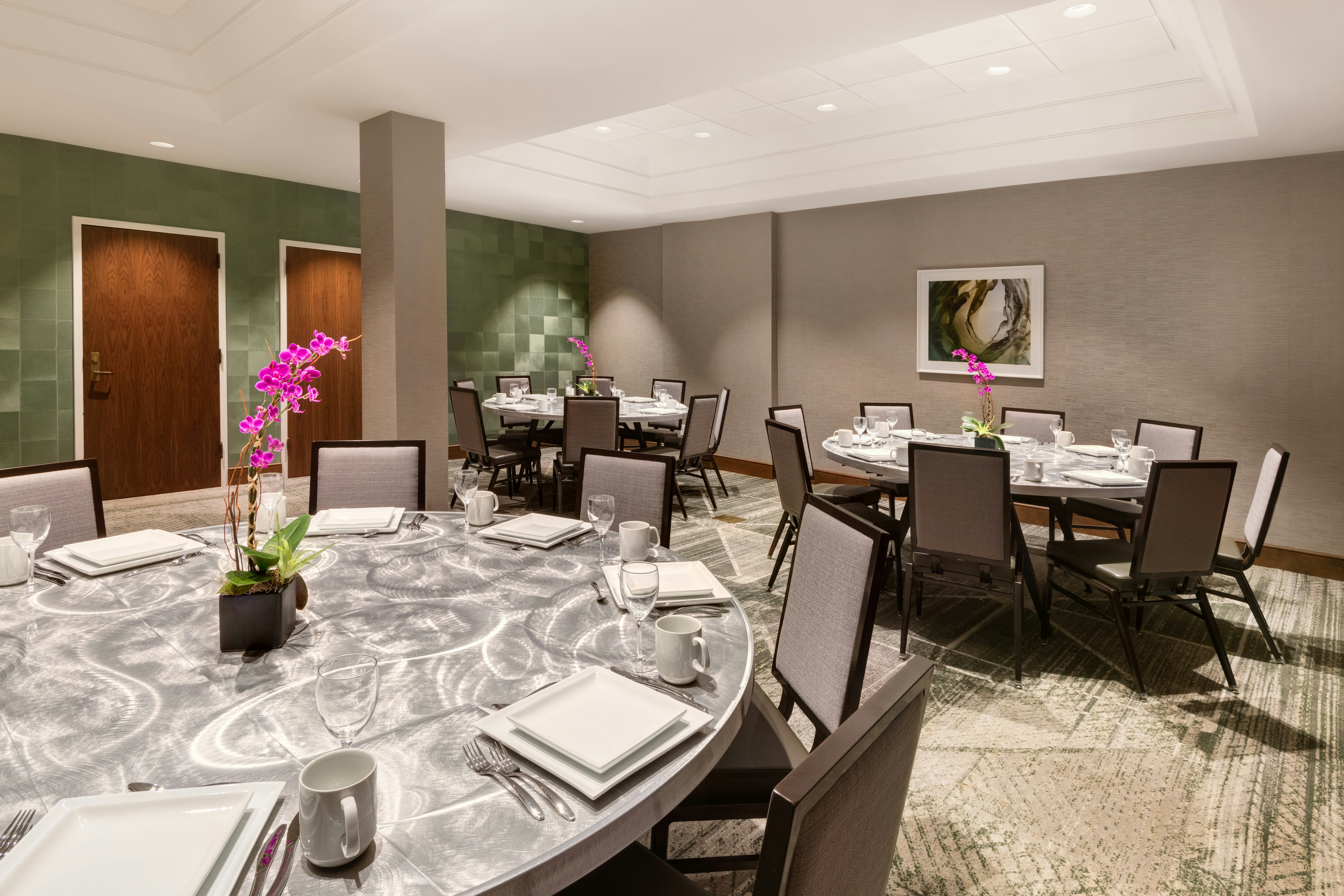 Embassy Suites Tysons Corner 26/44