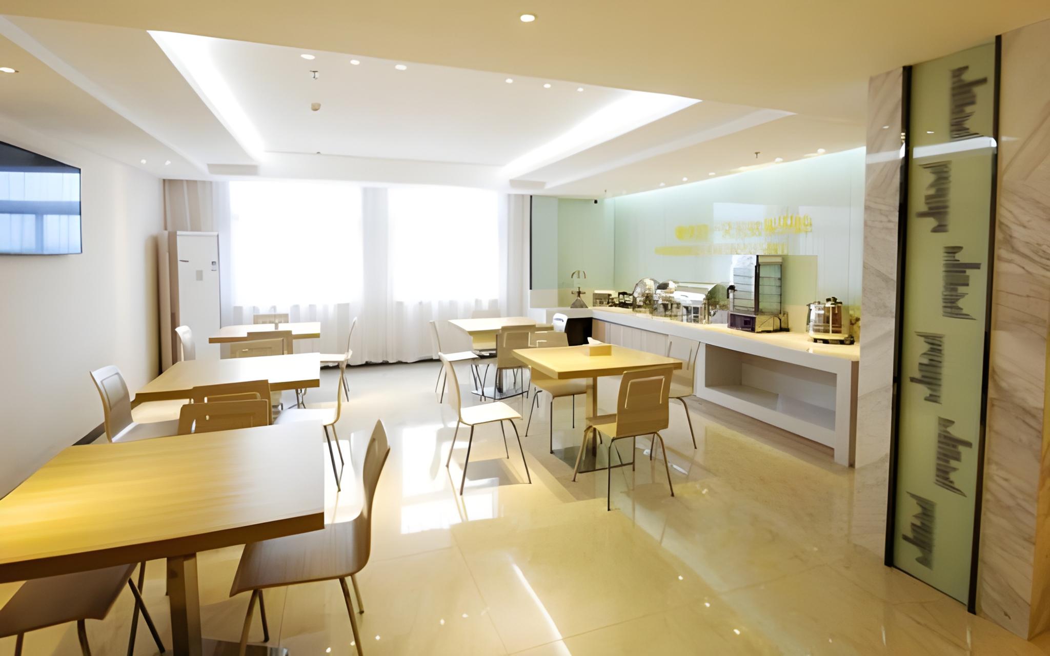 City Comfort Inn (Jingdezhen Xinchang Road Taoxichuan) 39/39