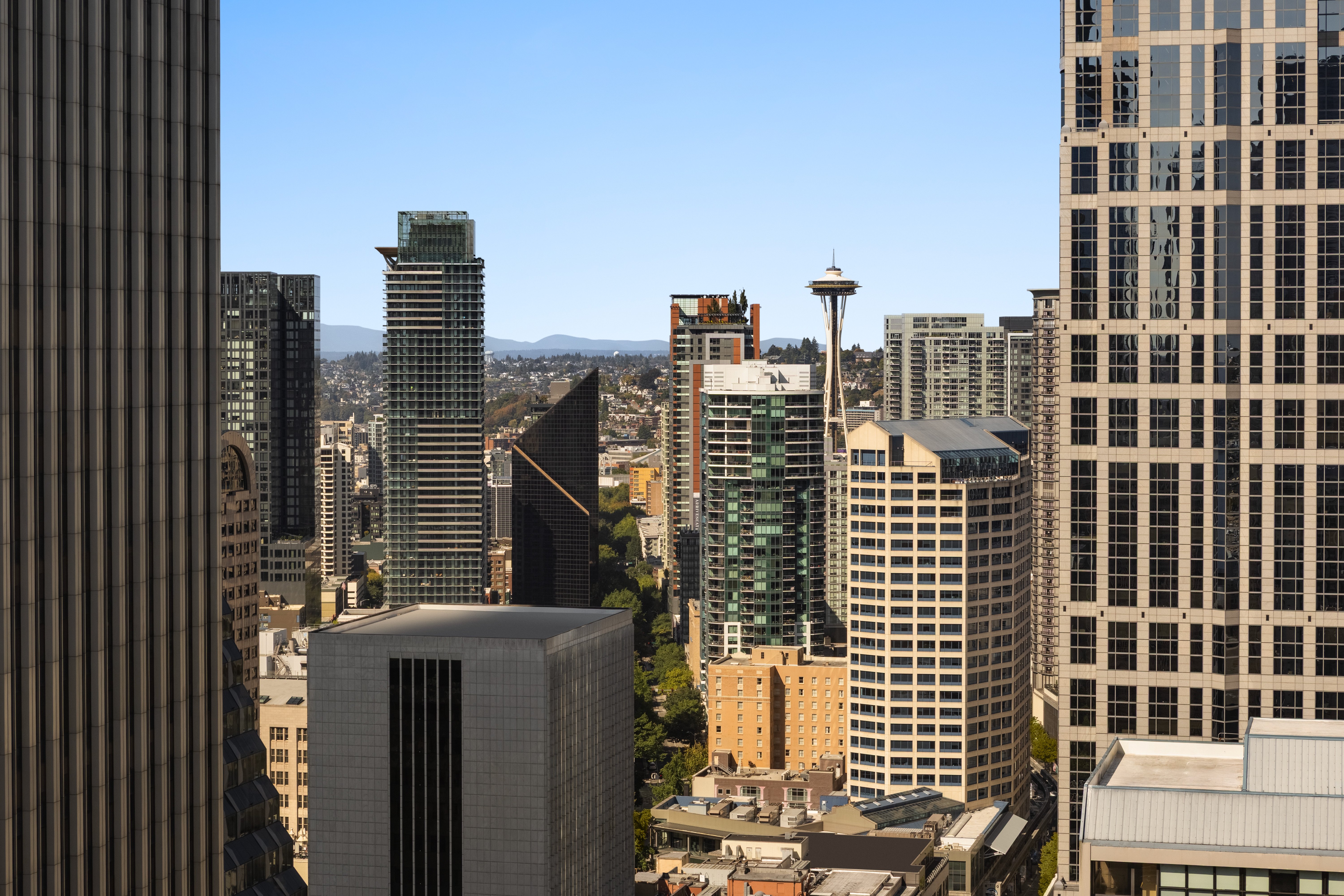 Crowne Plaza Seattle Hotel 77/80