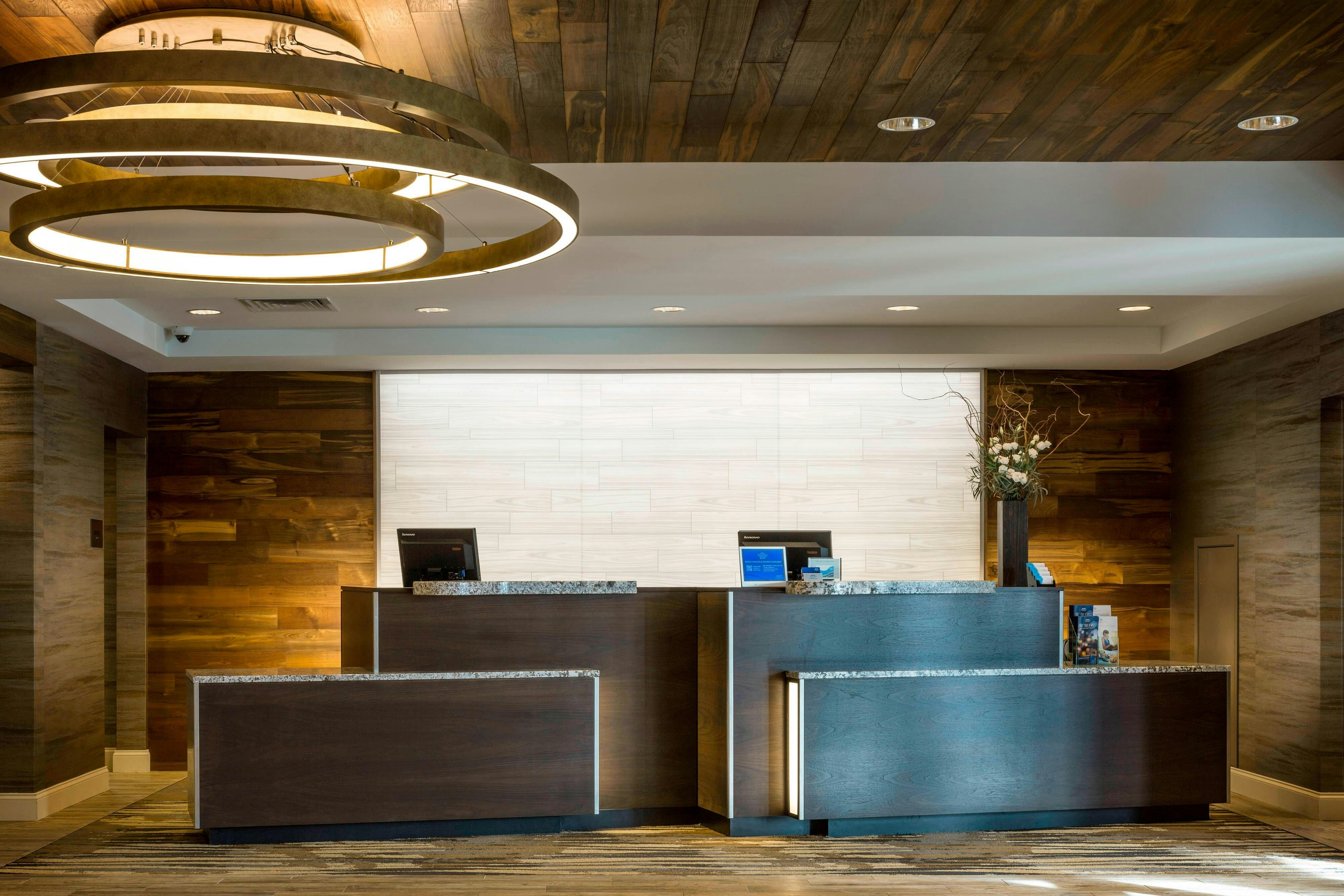 Fairfield Inn Suites Waterbury Stowe 3/31