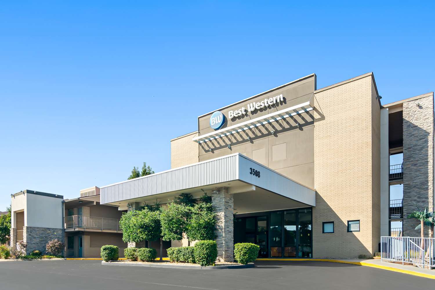 Best Western The Oasis At Joplin 3/34