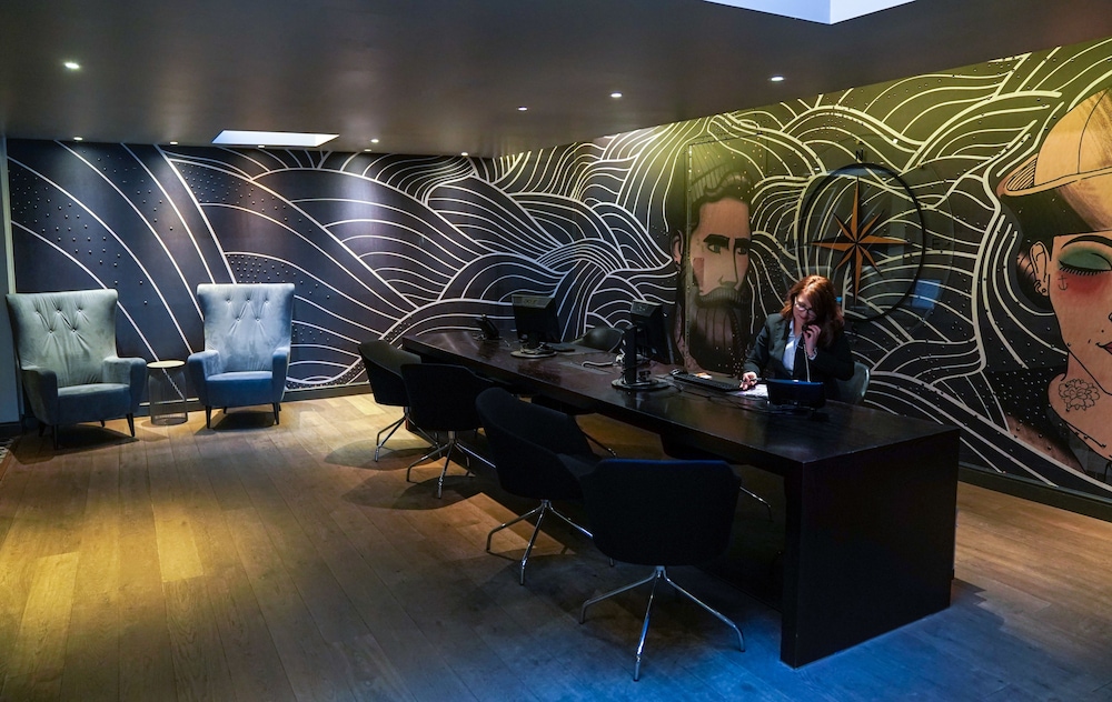 Malmaison Edinburgh 47/58