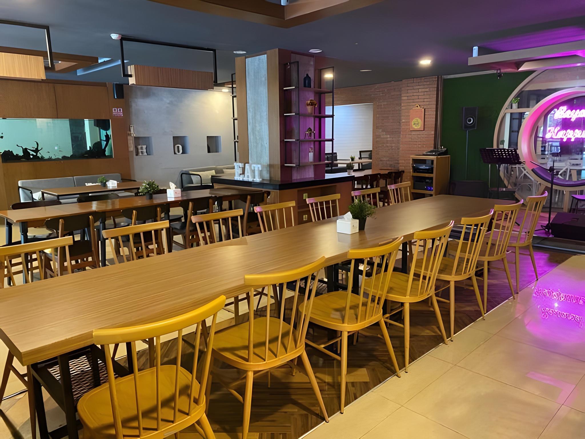 Anggrek Gandasari Hotel 17/34