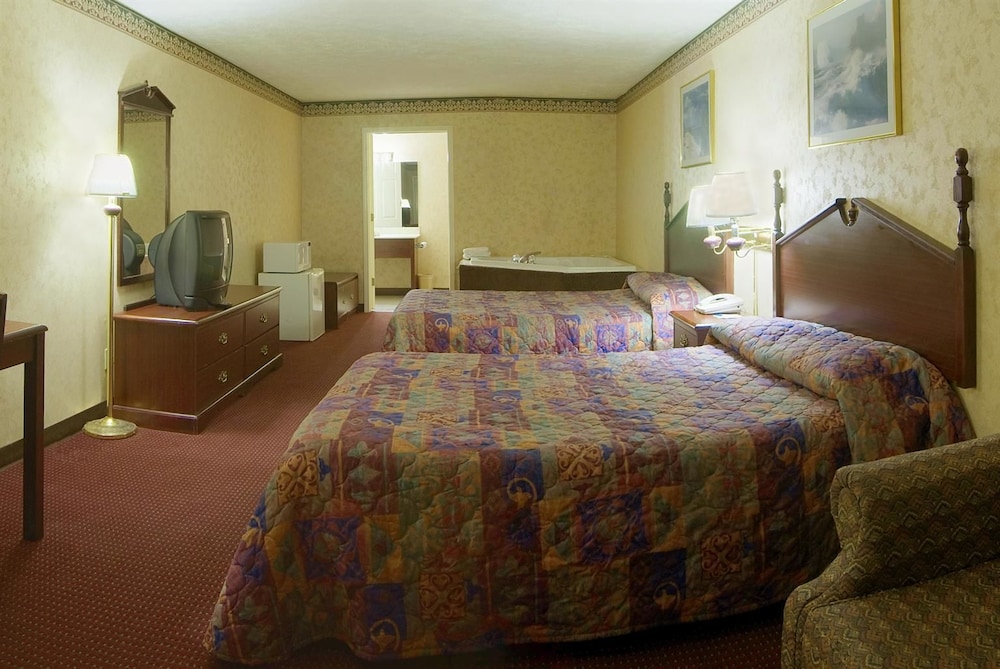 Americas Best Value Inn & Suites Mt. Pleasant 7/28