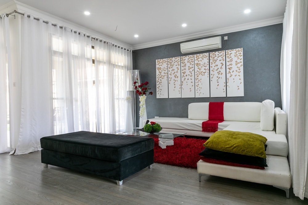 Fallsway Villas 19/23