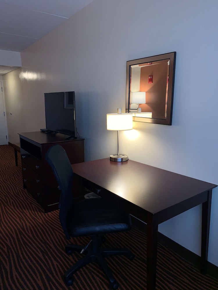Best Western Executive Hotel Of New Haven - West Haven 46/48