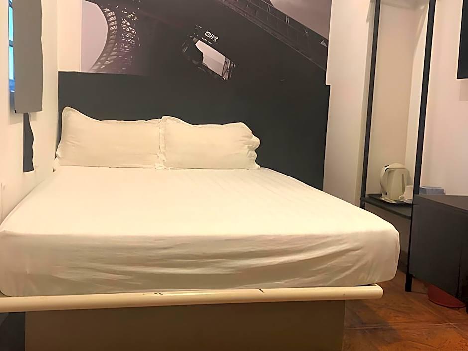 Dream Hotel Amsterdam 6/16