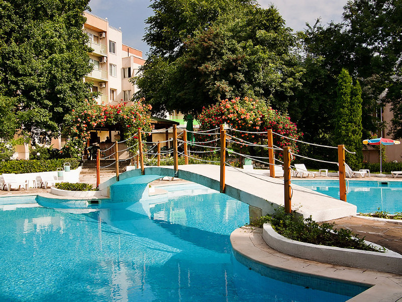 Ljuljak Hotel 30/37