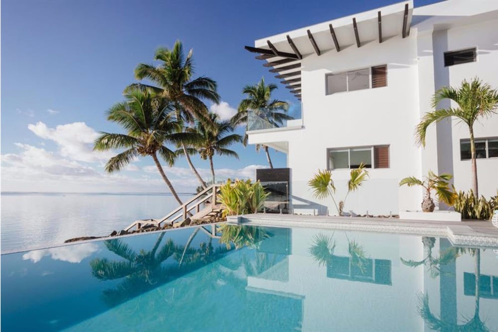Crystal Blue Lagoon Villas 33/38
