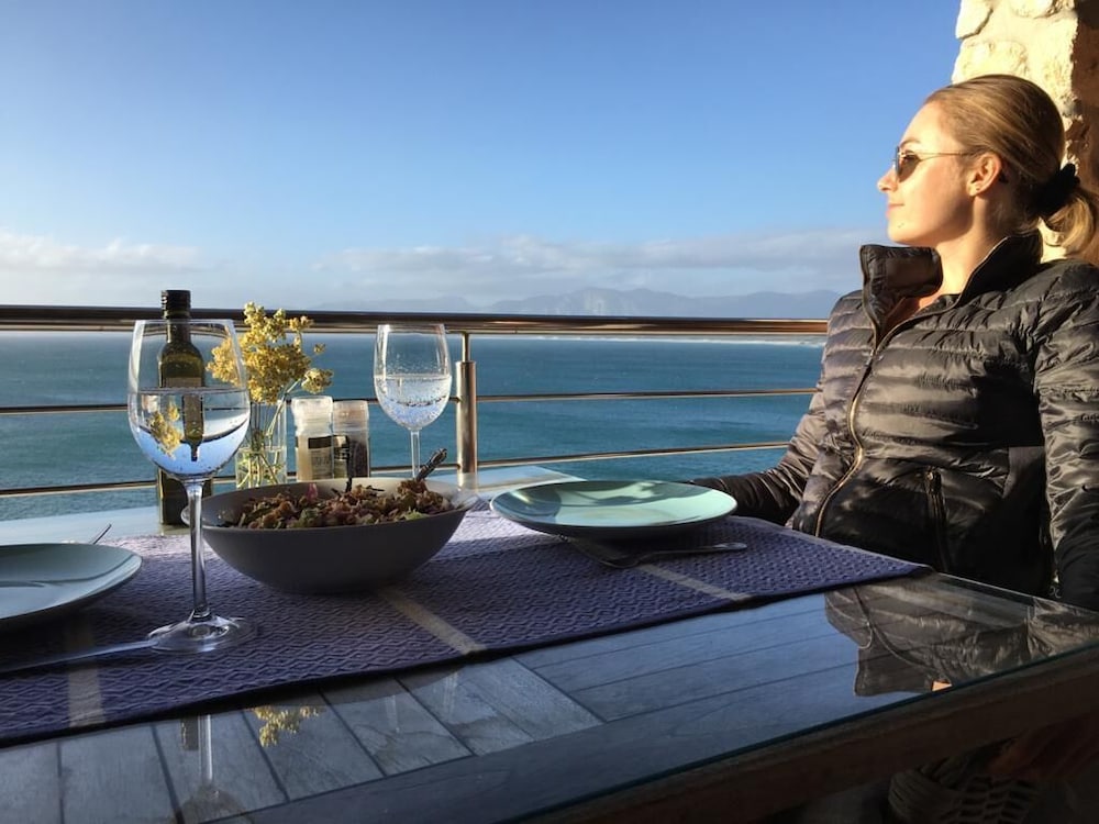 Kleinzee Oceanfront Guesthouse 17/43