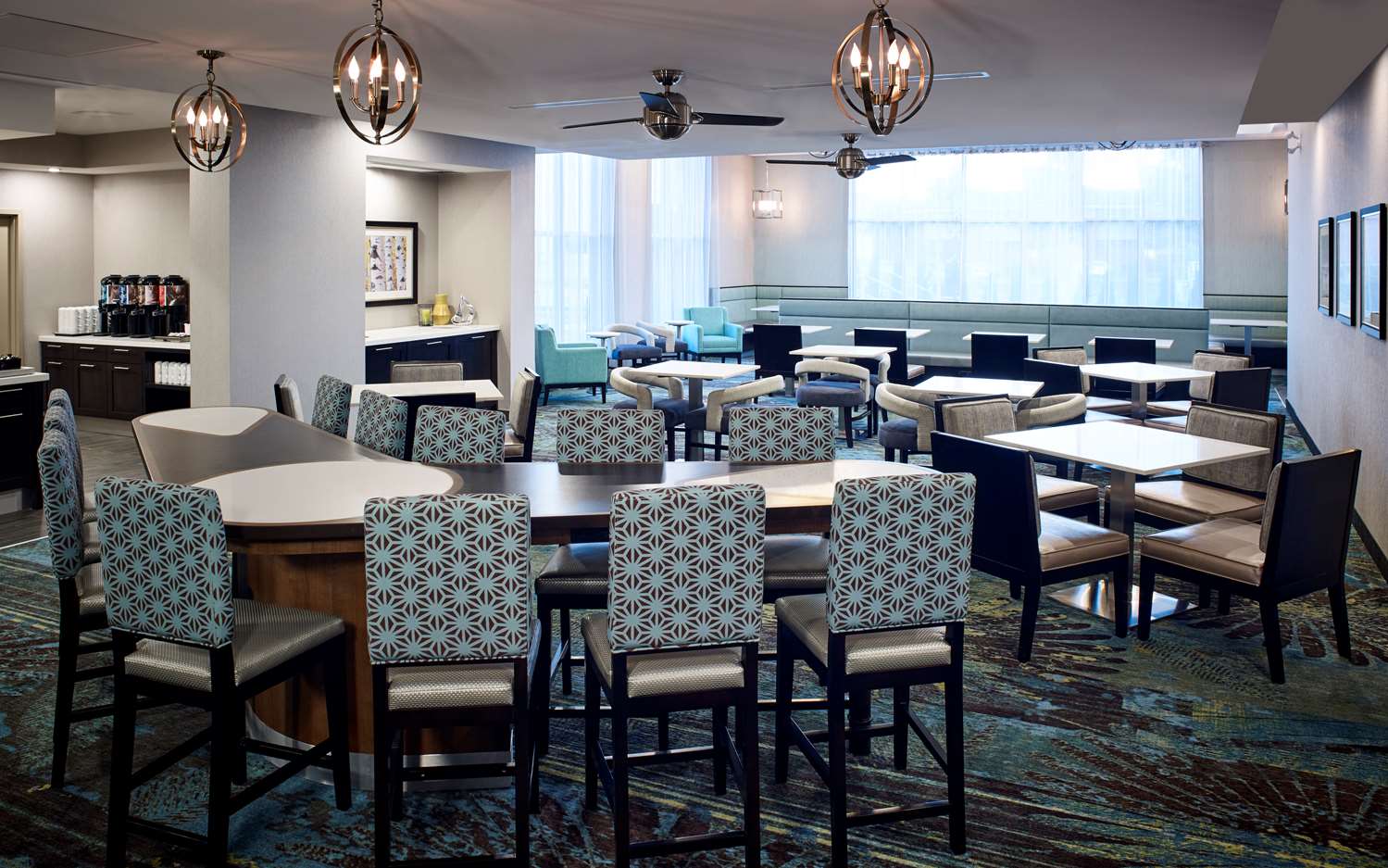 restaurant cafeteria