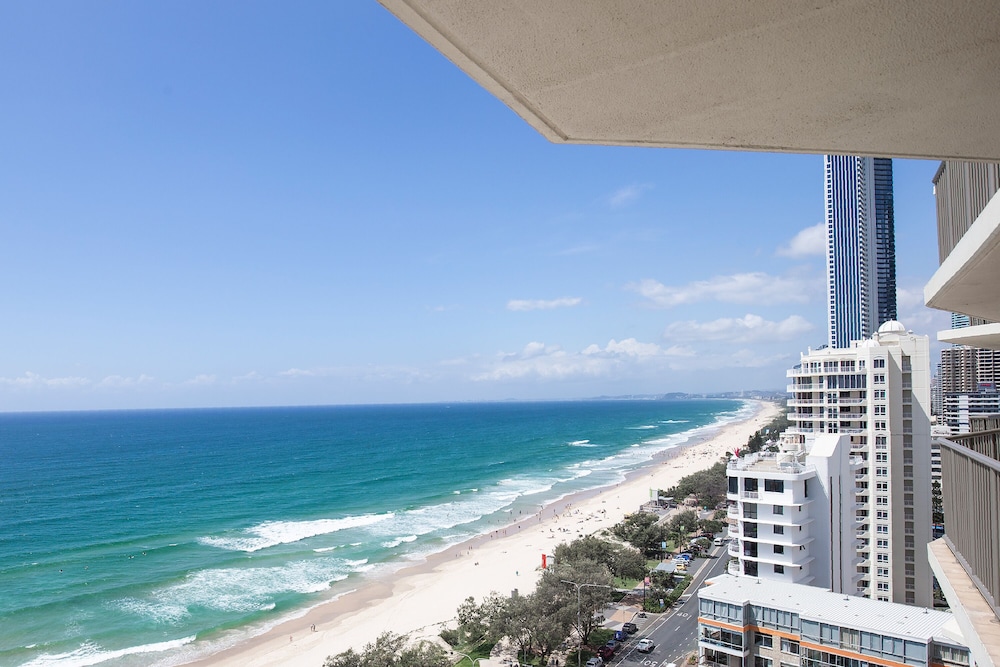 BreakFree Imperial Surf Surfers Paradise 37/46