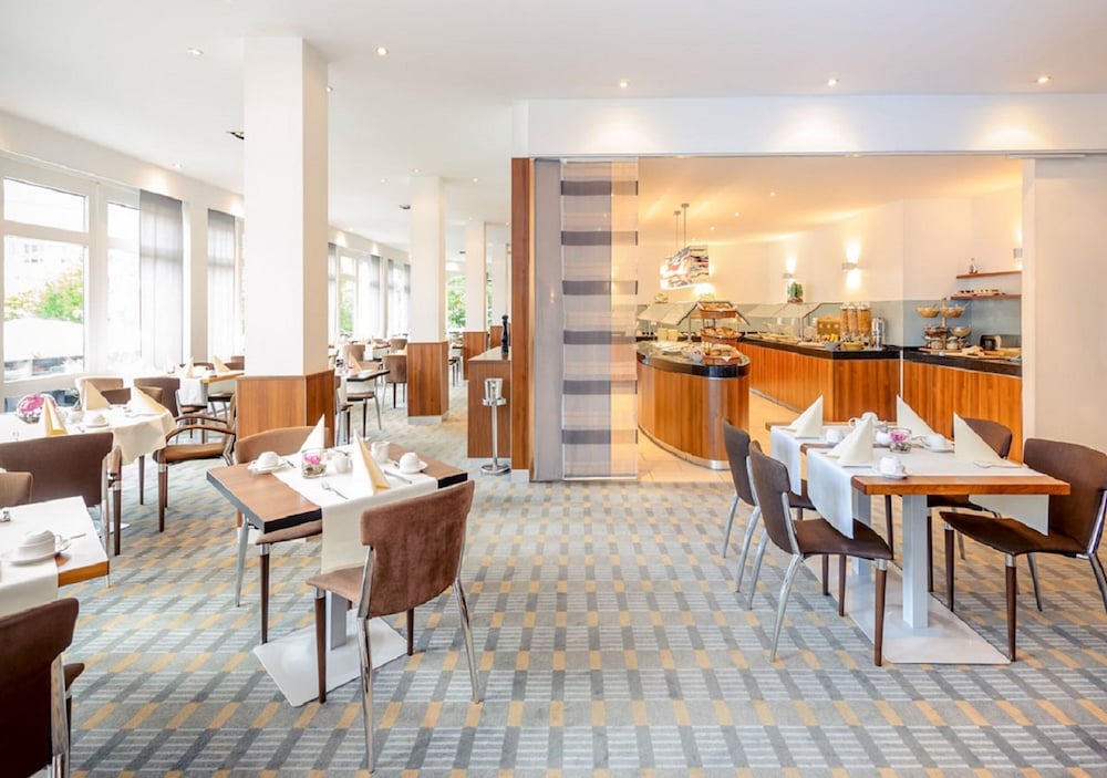 Vienna House Easy by Wyndham Frankfurt Airport 42/60