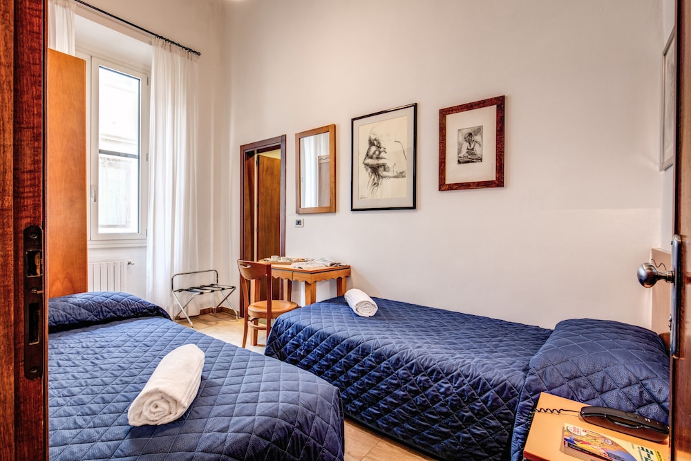 Hotel Nuova Italia 16/21