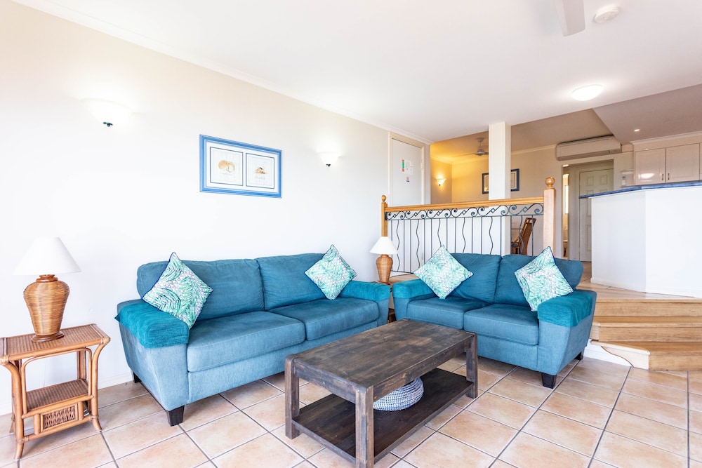 Seastar Apartments 24/50