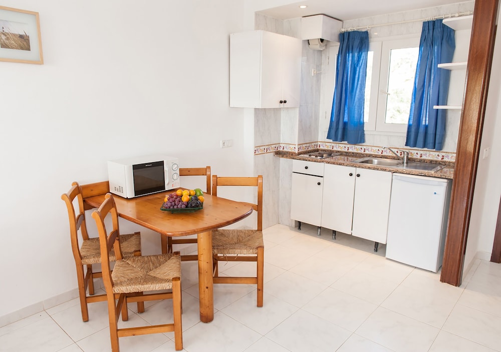 Apartamentos Sol Romantica by DOT Suites 29/57