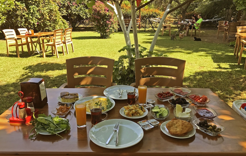 Baris Pension & Bungalows 24/50