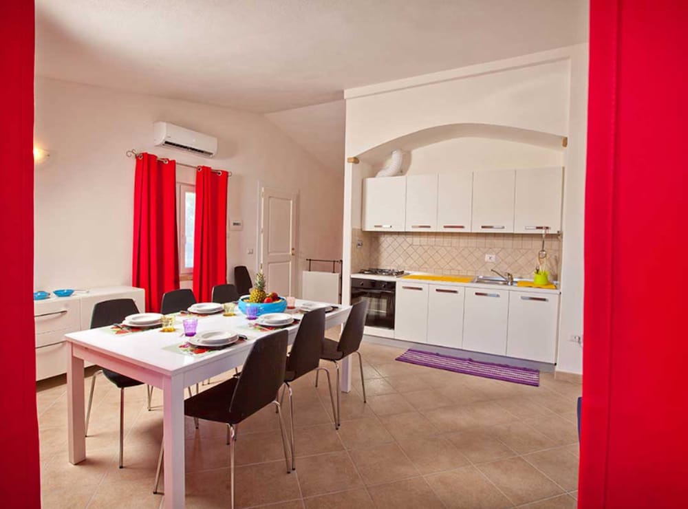 RESIDENCE STELLA DI GALLURA 44/50