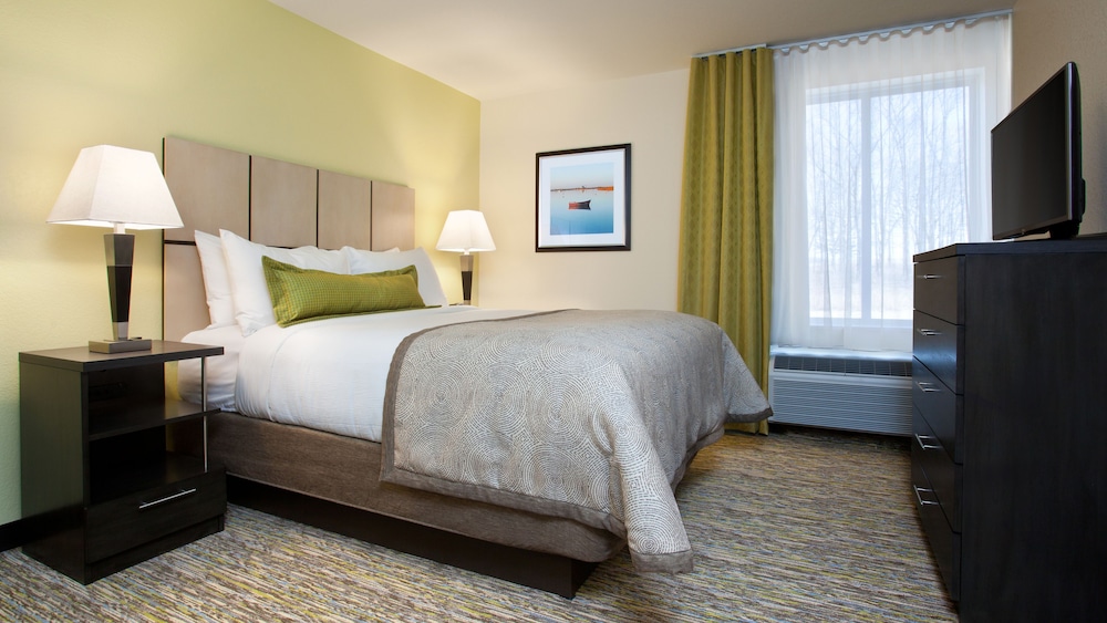 Candlewood Suites Carrollton 11/36
