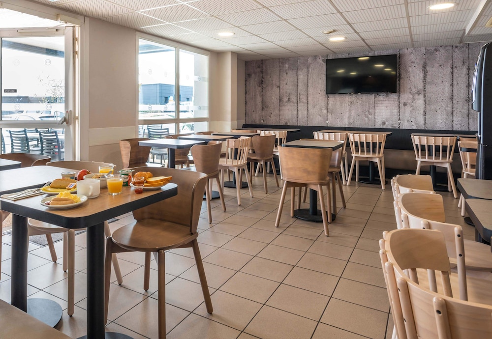 B&B Hotel Cholet Nord 53/64