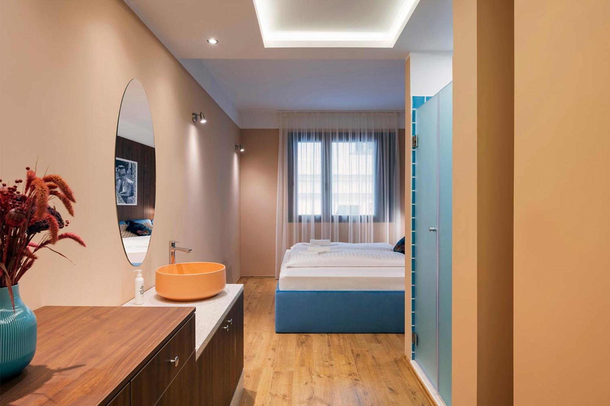 SWU Magazine Rooms 21/30