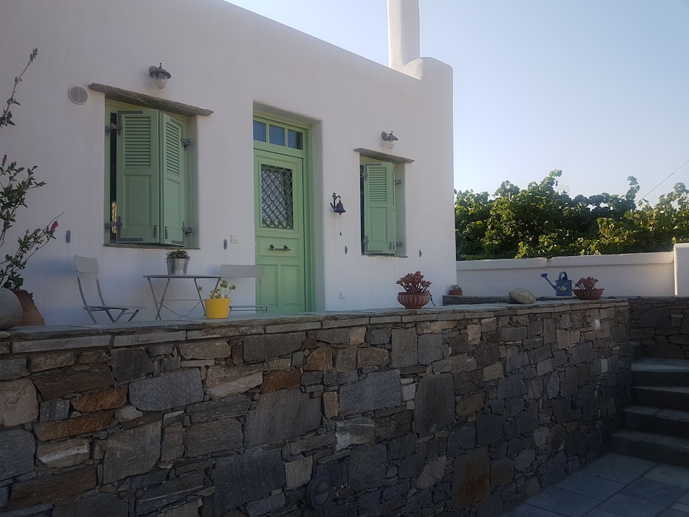 SERIFOS BEACH HOTEL 41/50