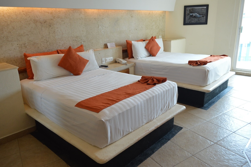 Artisan Family Hotels & Resort Collection Playa Esmeralda 19/79
