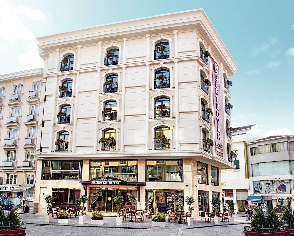 The Barbarossa Hotel 3/30