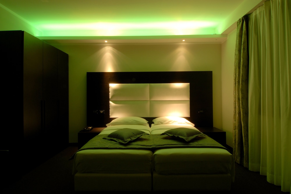 Hotel Villa Pannonia 18/50