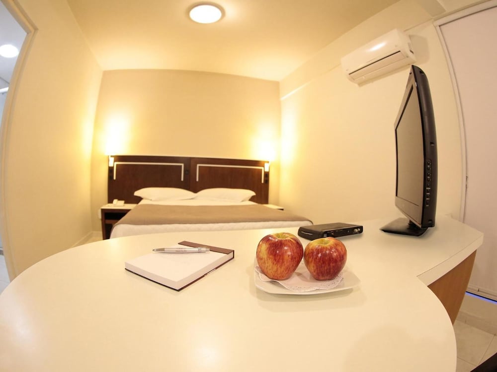 Altadomo Hotel 44/69