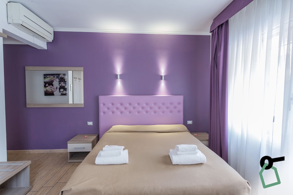 Hotiday Room Collection - Rome Barberini 34/49