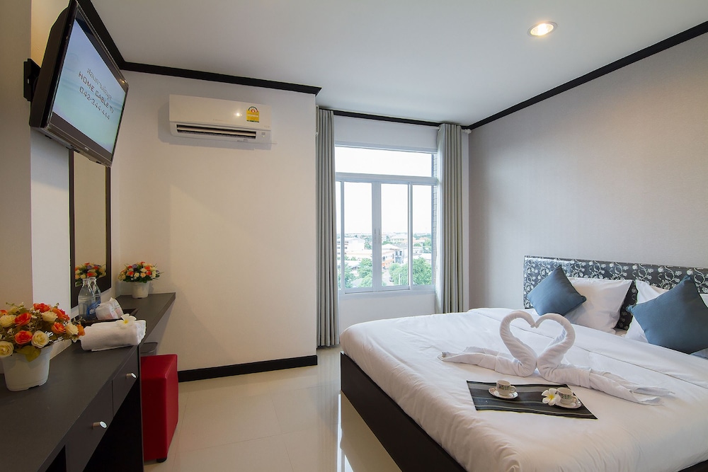 Leelawadee Grand Hotel 13/39
