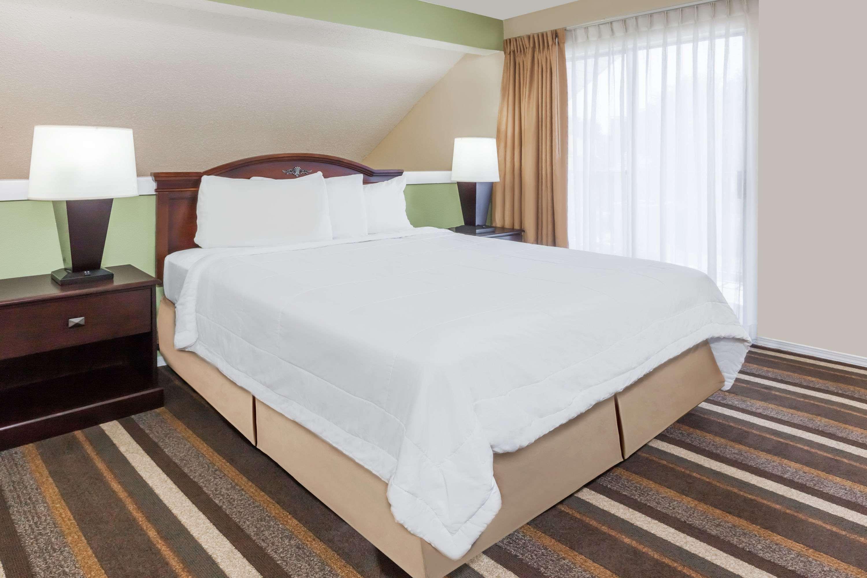 Hawthorn Extended Stay by Wyndham Dallas 5/14
