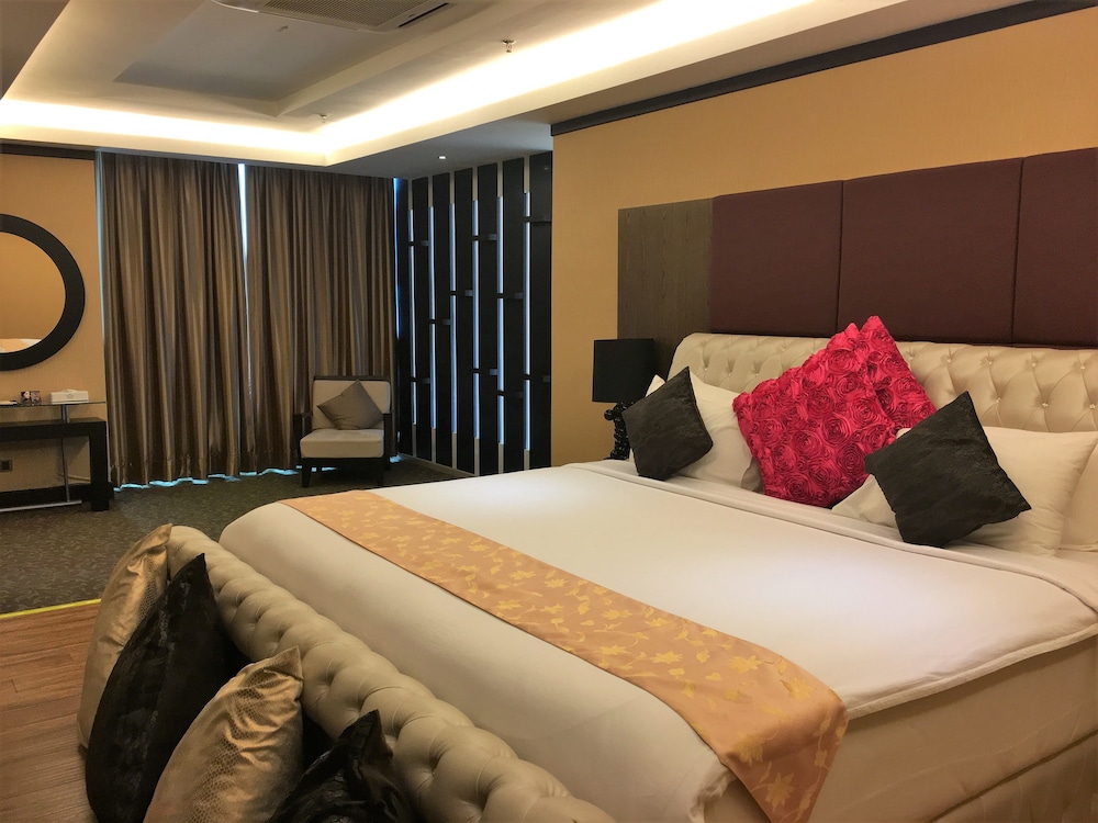 Kinta Riverfront Hotel And Suites 19/63